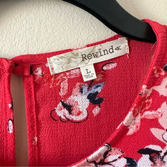 Rewind floral short sleeve blouse - Picture 4 of 4